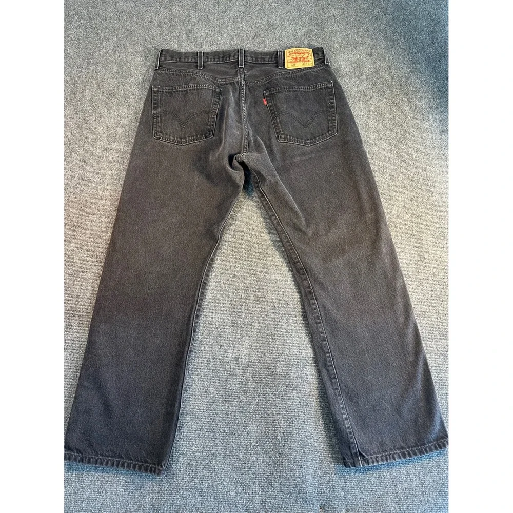 Levis 501 Original Fit Jeans Mens 38x32 Faded Black Straight Leg Button Fly